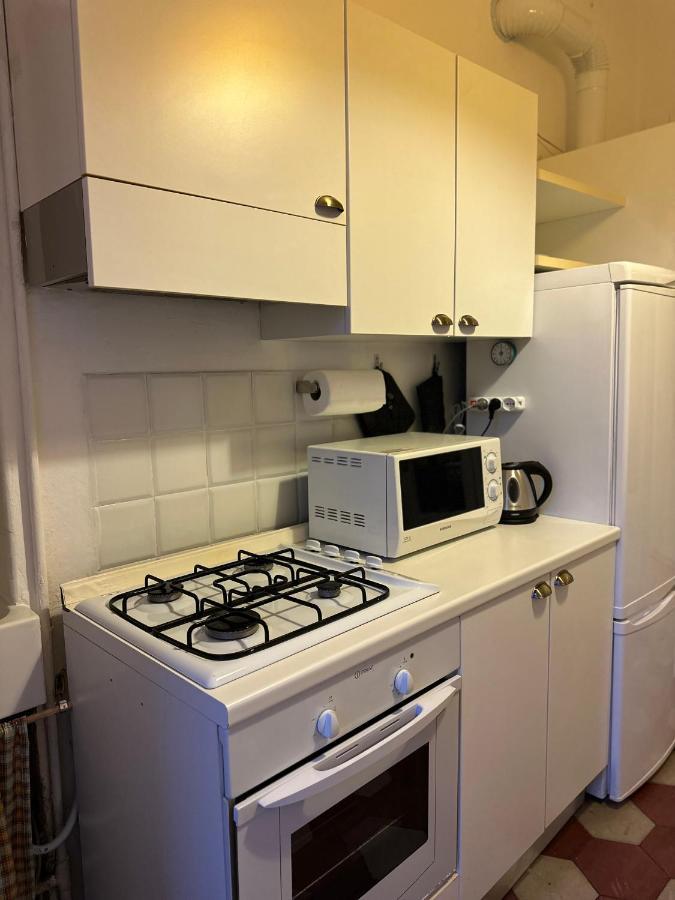 Xenia Apartments - Bright And Elegant Apartment Милано Екстериор снимка