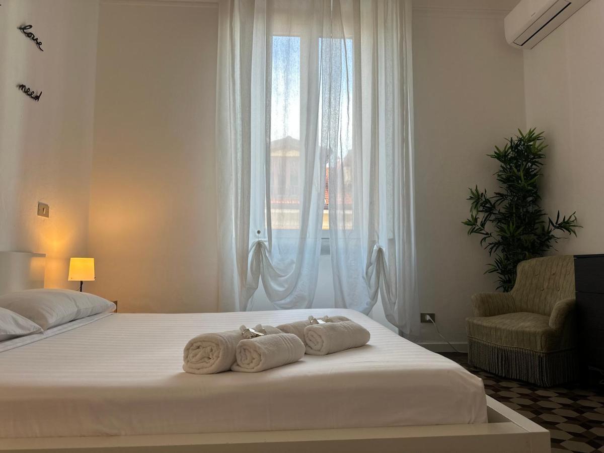 Xenia Apartments - Bright And Elegant Apartment Милано Екстериор снимка